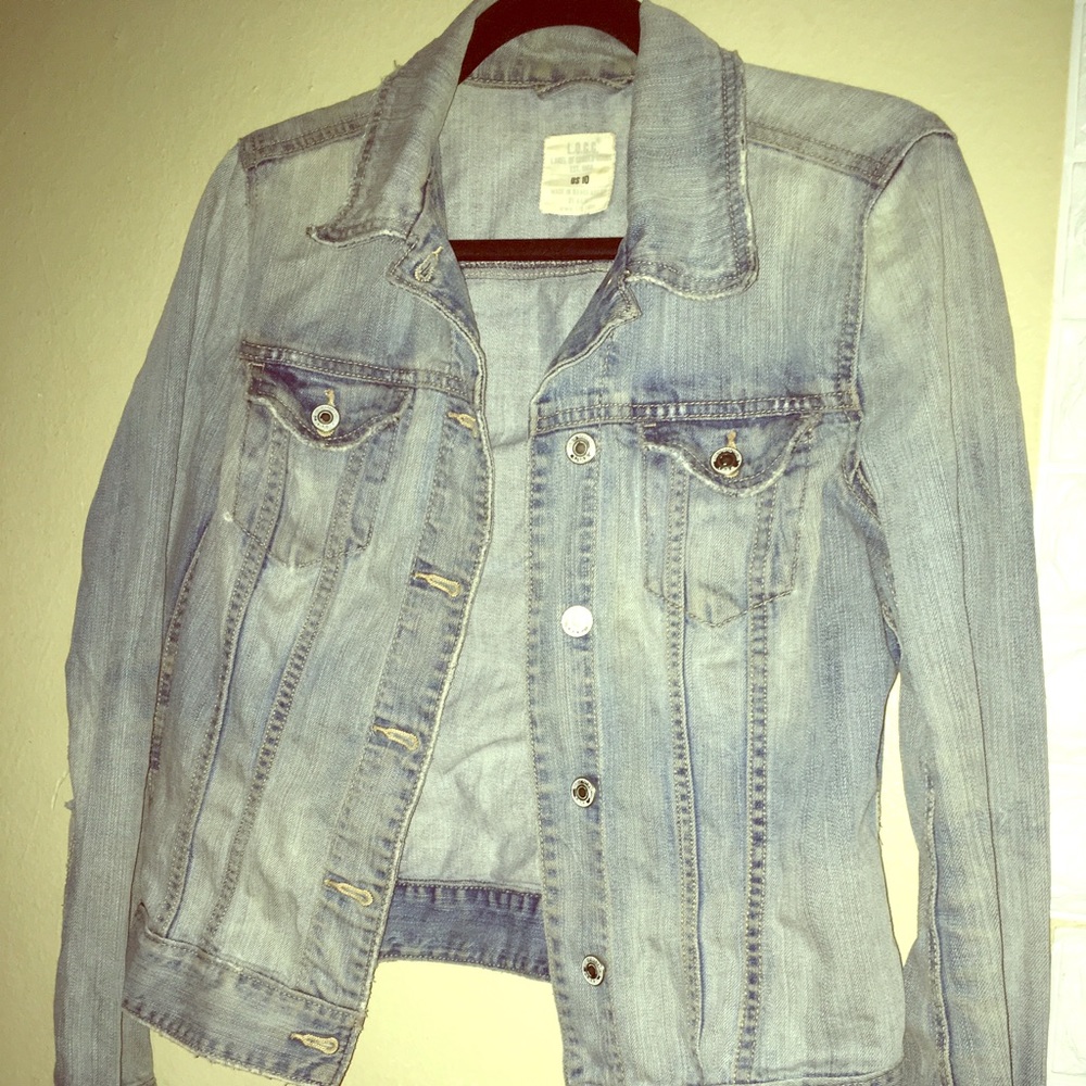 ⭐️⭐️ H&M jeans Jacket ⭐️⭐️